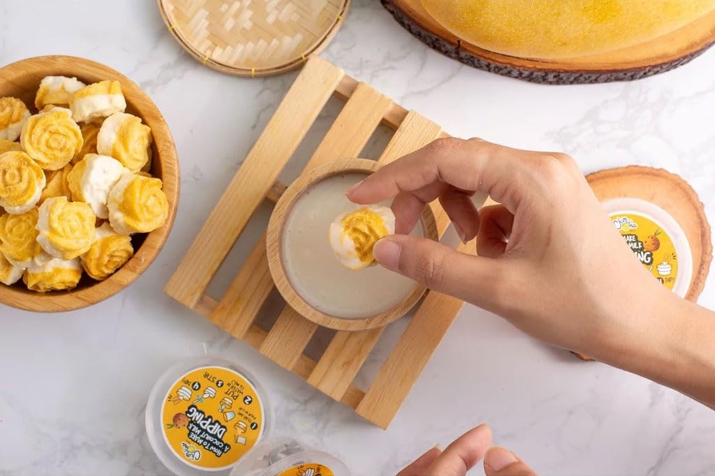 Freeze-Dried Mango Sticky Rice with Coconut Milk Dip 50g(Pack of 3)