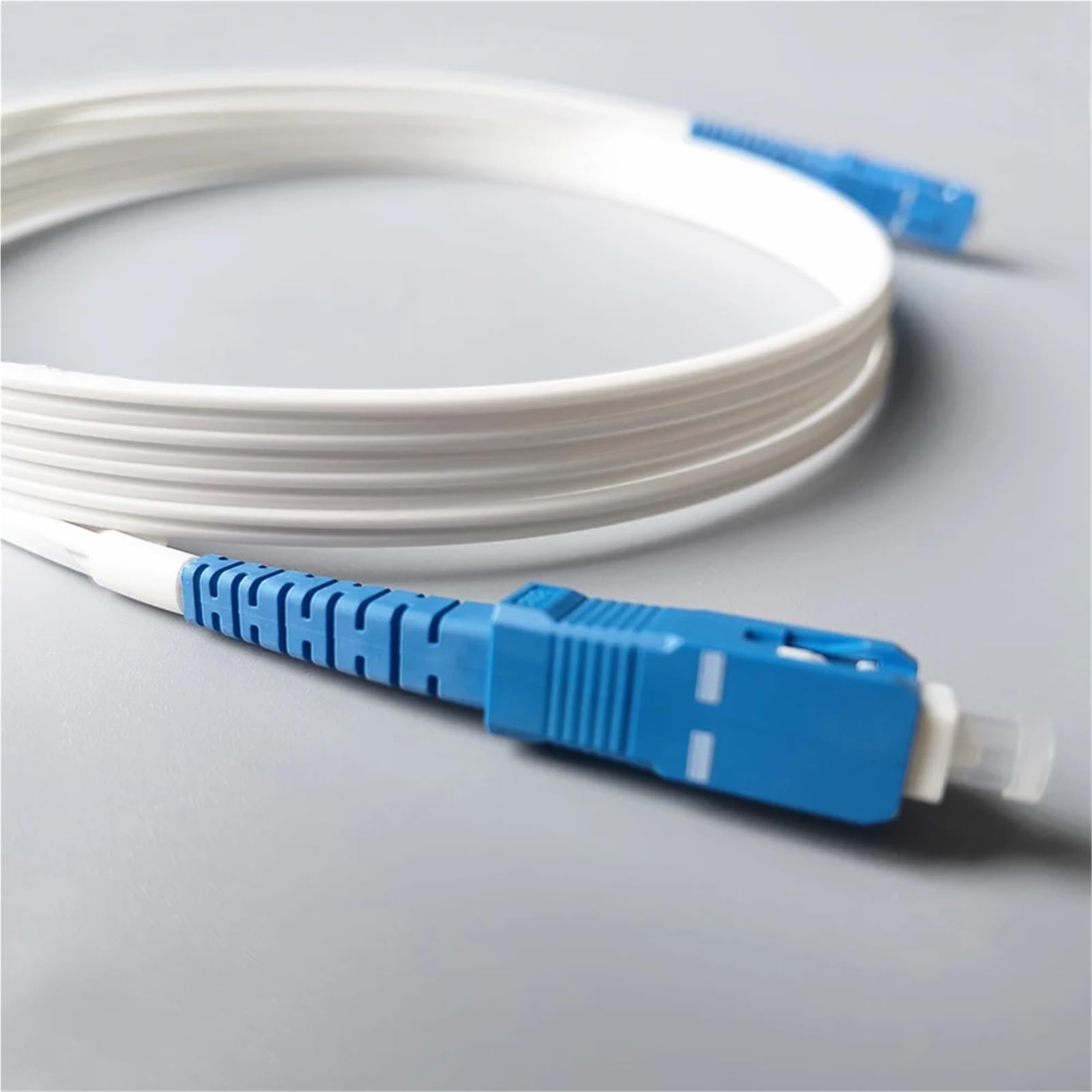 Kabel światłowodowy — przewód światłowodowy Kabel światłowodowy Simplex jednomodowy FTTH do wnętrz SC/UPC do SC/UPC 1m/2m do Internetu(1MUPC With Adapter)
