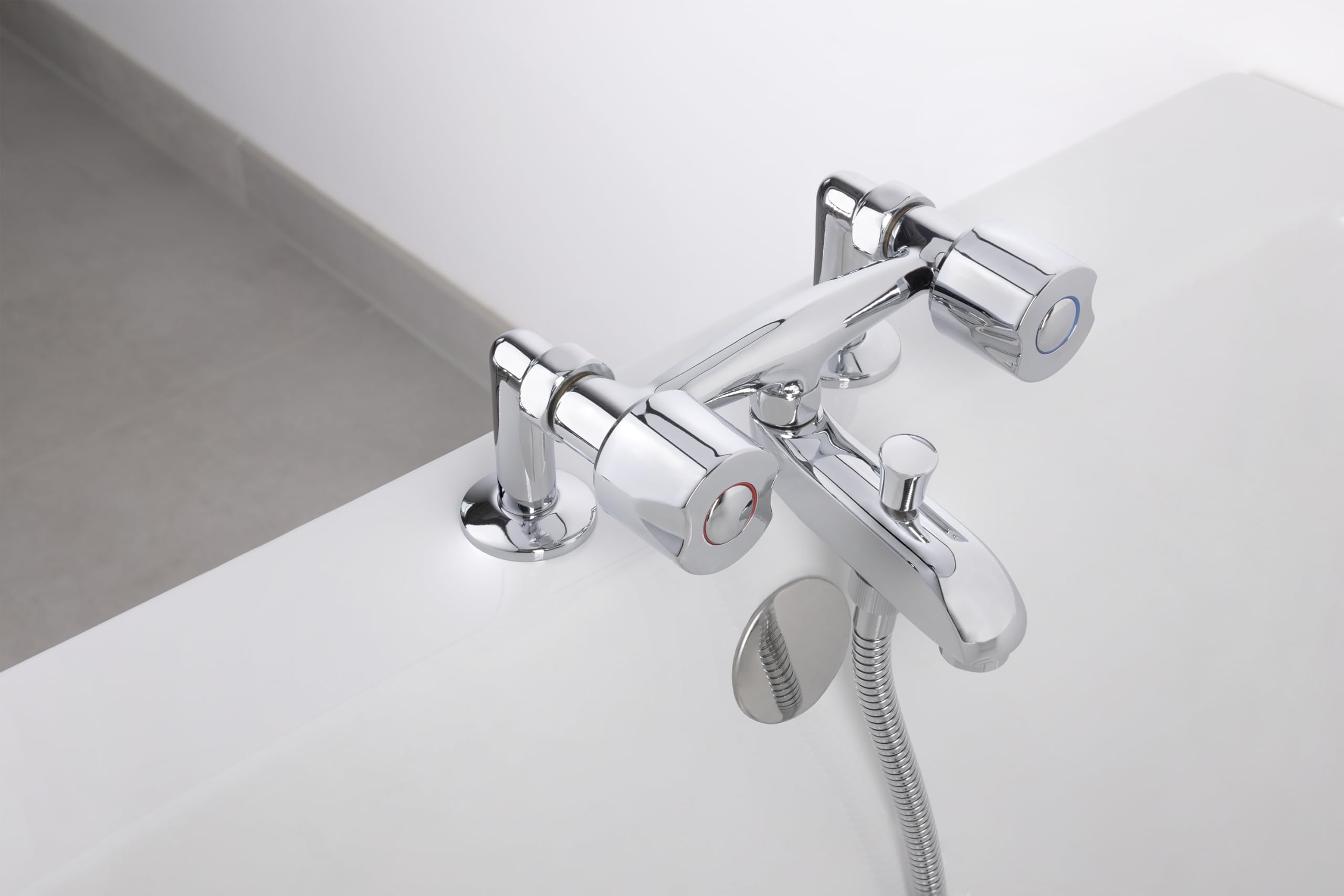 Bec pour Robinet avec Inverseur de Baignoire - Mâle 15x21 - Femelle 15x21 NOYON & THIEBAULT