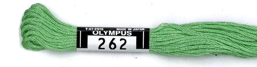 Amazon.co.jp: 刺繍糸 黄緑系 （ 262番) 1かせ 8m (オリムパス