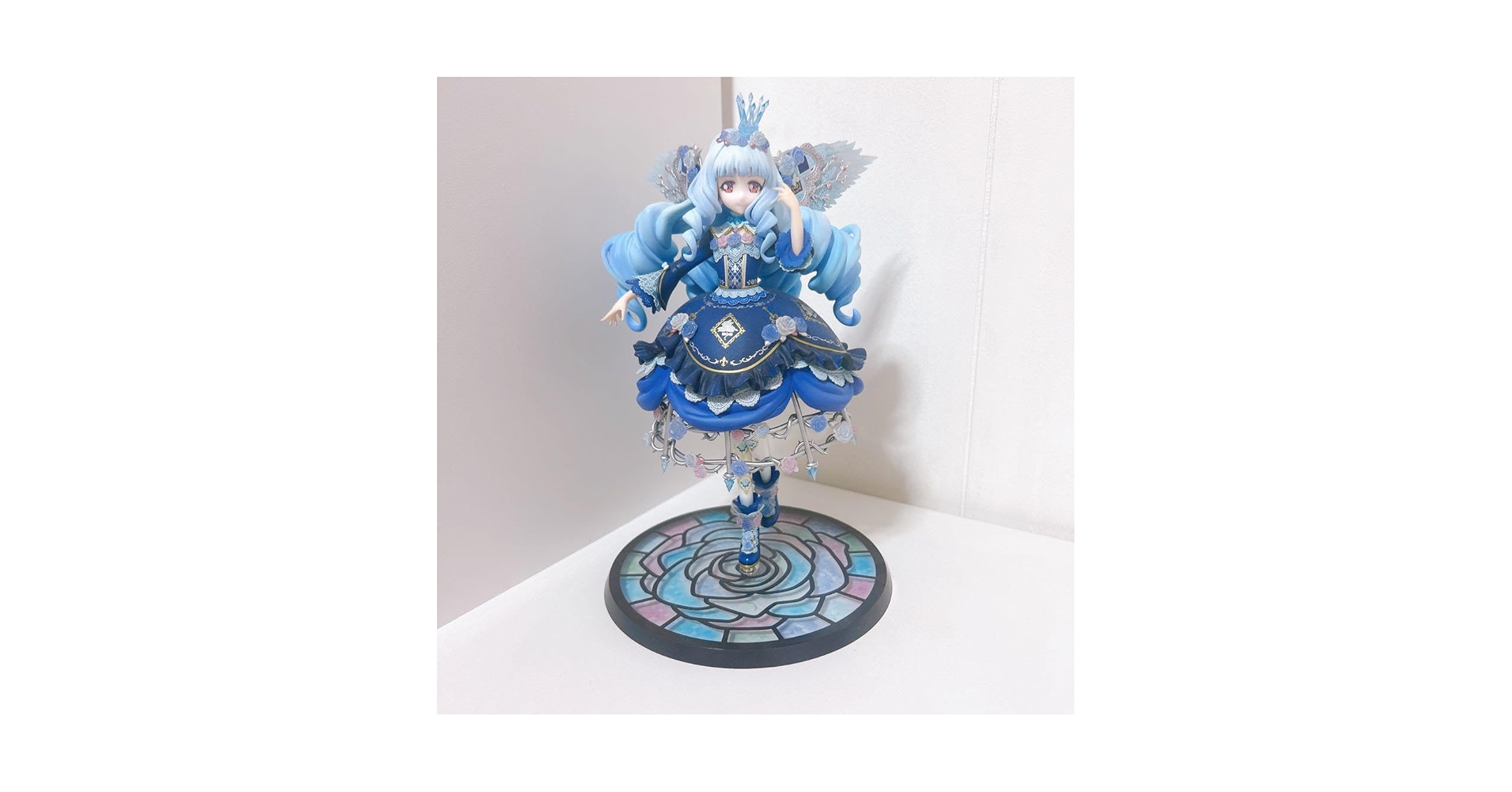 BANDAI - 白銀リリィ　ロゼッタソーンコーデ　フィギュア トピックス】『アイカツスターズ！』から「白銀リリィ ロゼッタ