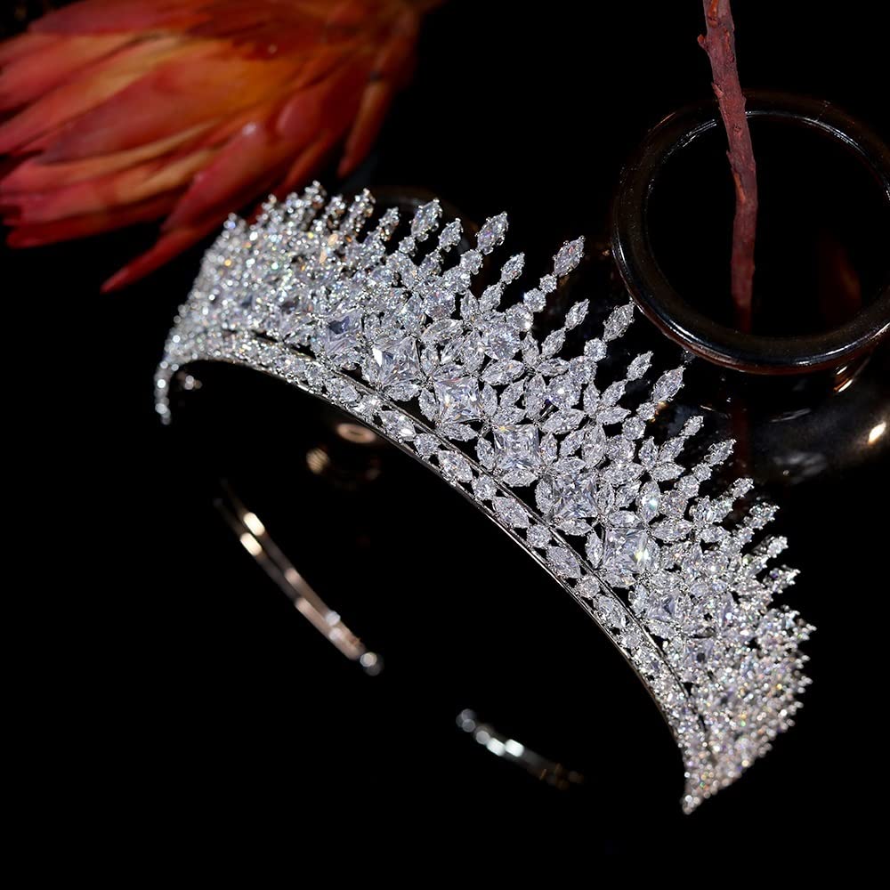 Biżuteria do włosów Diadem z koroną dla kobiet Damska tiara z koroną Kryształowa opaska na głowę Ślubne akcesoria do włosów dla nowożeńców Diademy i korony, srebro