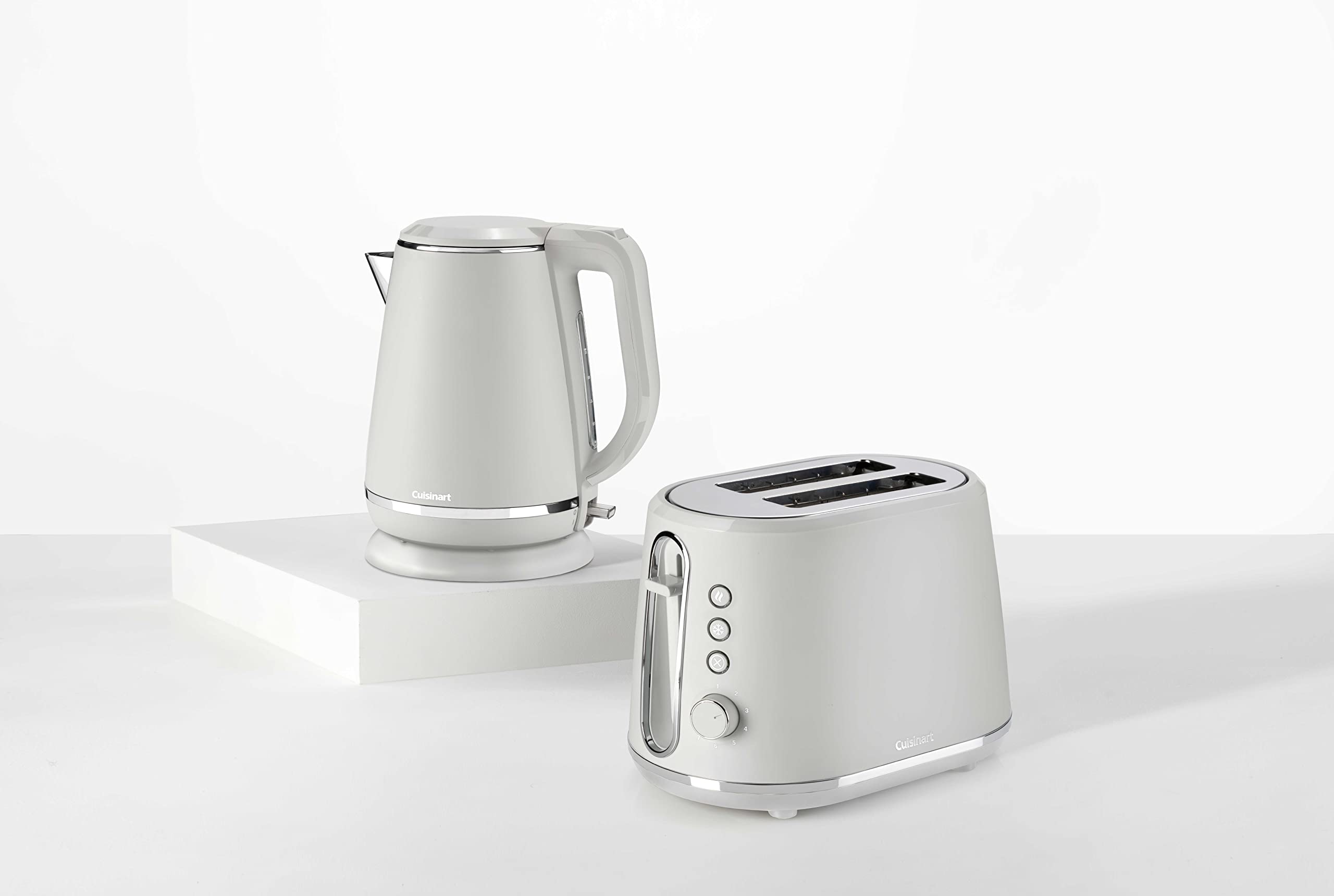 Cuisinart Jug czajnik elektryczny, bezprzewodowy, szybkie gotowanie, stal nierdzewna, pojemność 1,5 l, częściowo skoordynowany czajnik i toster, ciepła biel