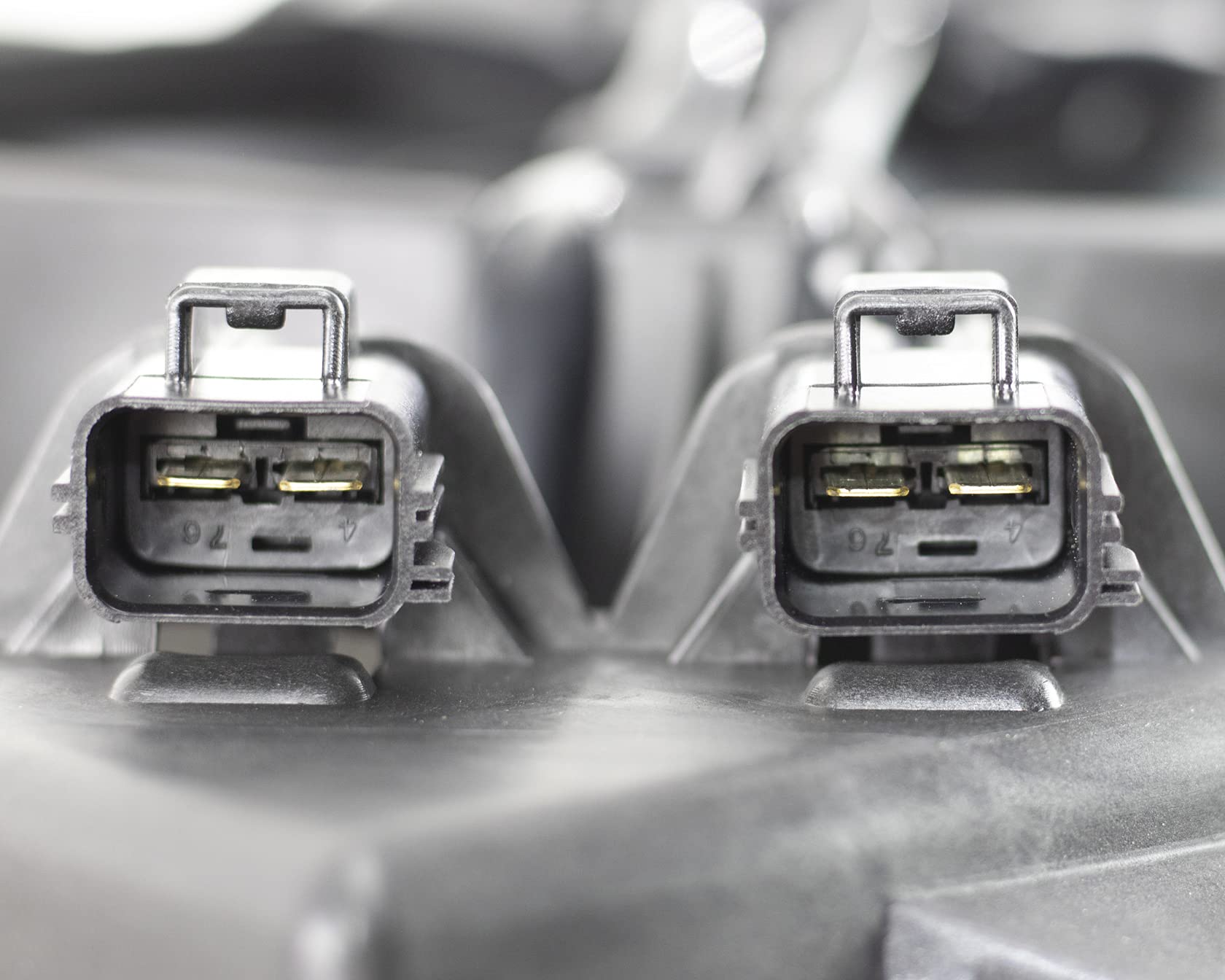 VEMO V15-01-1898 Engine Cooling Fan Motor - View #8