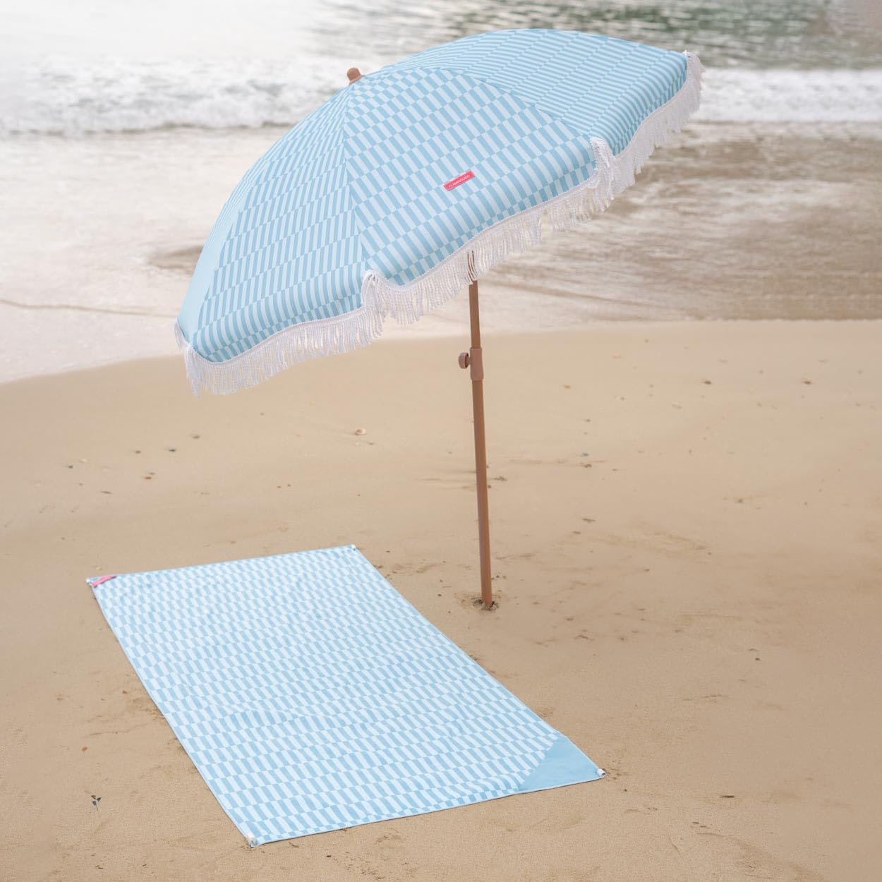 Flamingueo Ombrellone da Spiaggia, Giardino, Piscina, Altezza e Orientamento Regolabile, Protezione UPF 50+, Poliestere, Borsa per il Trasporto, 210 x 180 cm