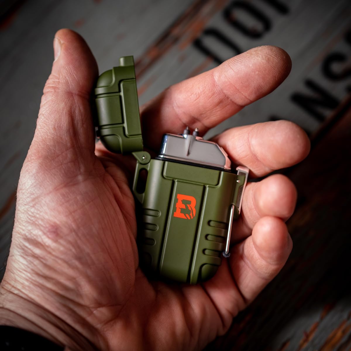 Badger Outdoor Plasma zapalniczka sztormowa ładowana przez USB