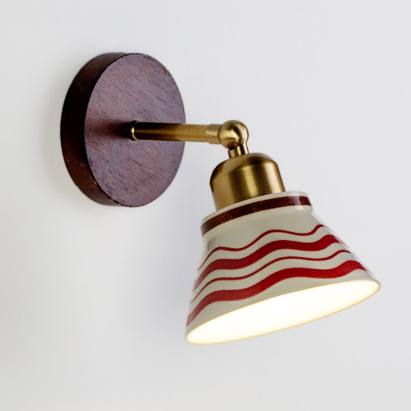 KBUUKYYXouy Retro Farmhouse Ceramic Wall Sconce, 360° Adjustable Wall Lamp with Round Wooden Base & Metal Arm, E27 Base, Artistic Lighting for Bedroom, Bedside, Hallway