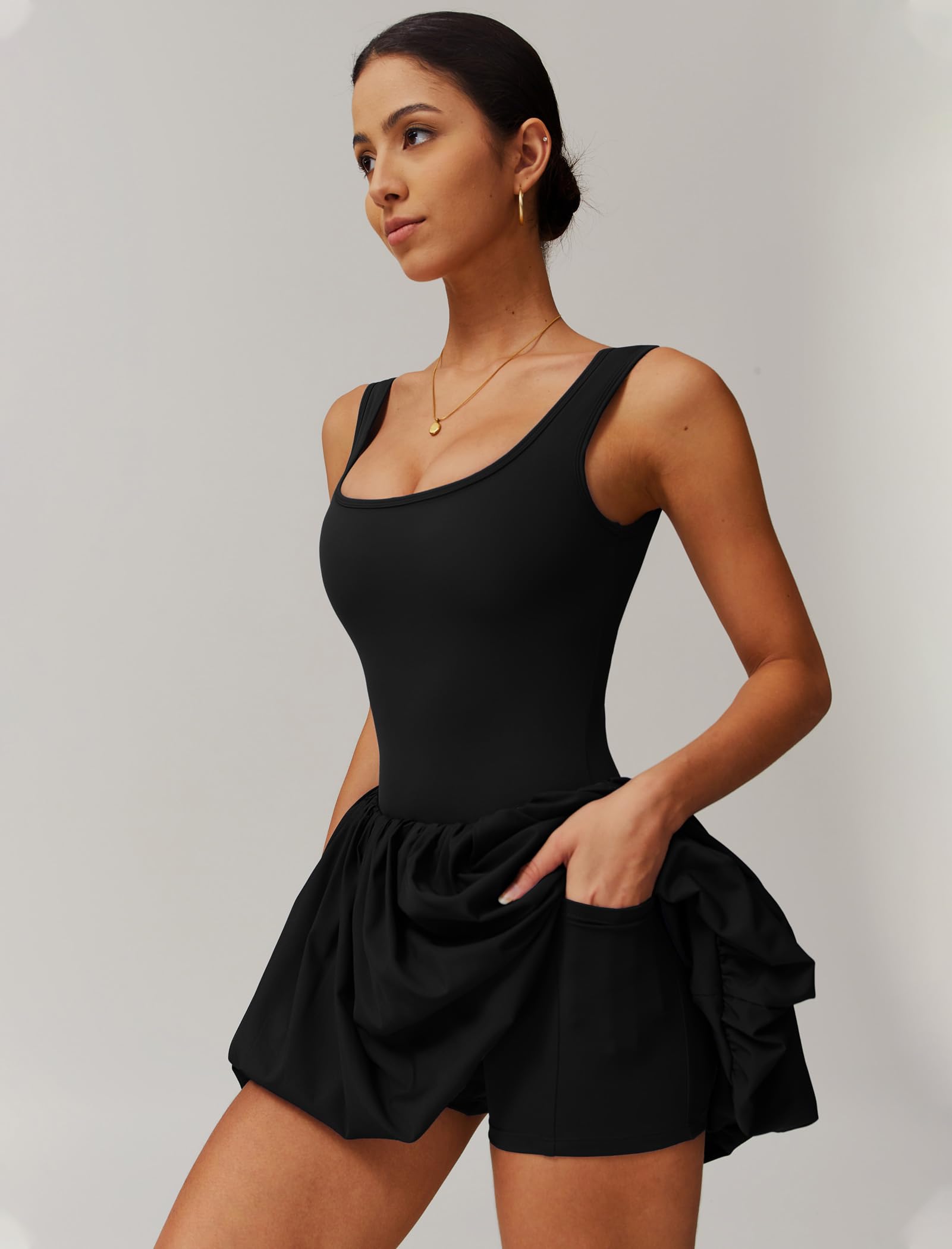 Women's Tennis Dress - Backless Sleeveless Yoga Athletic Square Neck Mini Golf Dress With Built-in Bras & Shorts, Pockets for Sports Active Exercise Workout - Black M