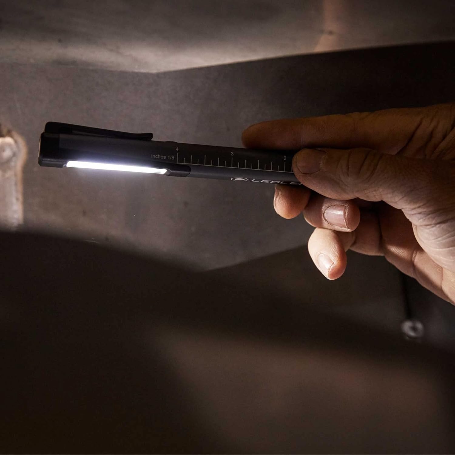 Ledlenser iW5R Flex LED Rechargeable Inspection Torch, 150 Lumens, USB Charge, Anti-Roll Design, 7 Year Warranty