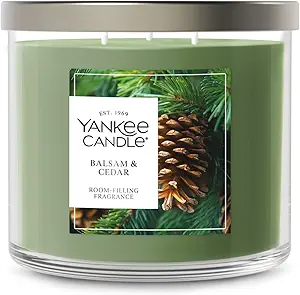 Yankee Candle 3 Wick Candle Jar, Scented Candle with up to 40 Hours of Burn Time, Premium Plant Wax Blend for Consistent Long Lasting Scent from First to Last Burn, Balsam & Cedar