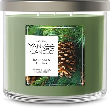 Yankee Candle 3 Wick Candle Jar, Scented Candle with up to 40 Hours of Burn Time, Premium Plant Wax Blend for Consistent Long Lasting Scent from First to Last Burn, Balsam & Cedar