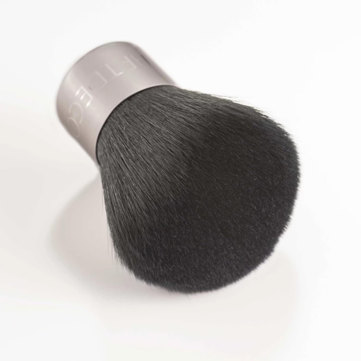 ARTDECO Brush For Mineral Powder Foundation (1 pc)