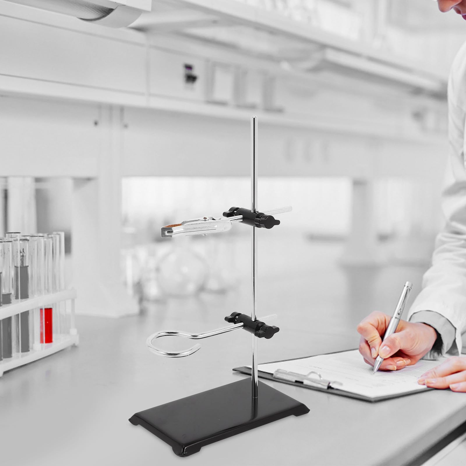 Soporte de Hierro con Base Cuadrada Negra para Laboratorios de Química