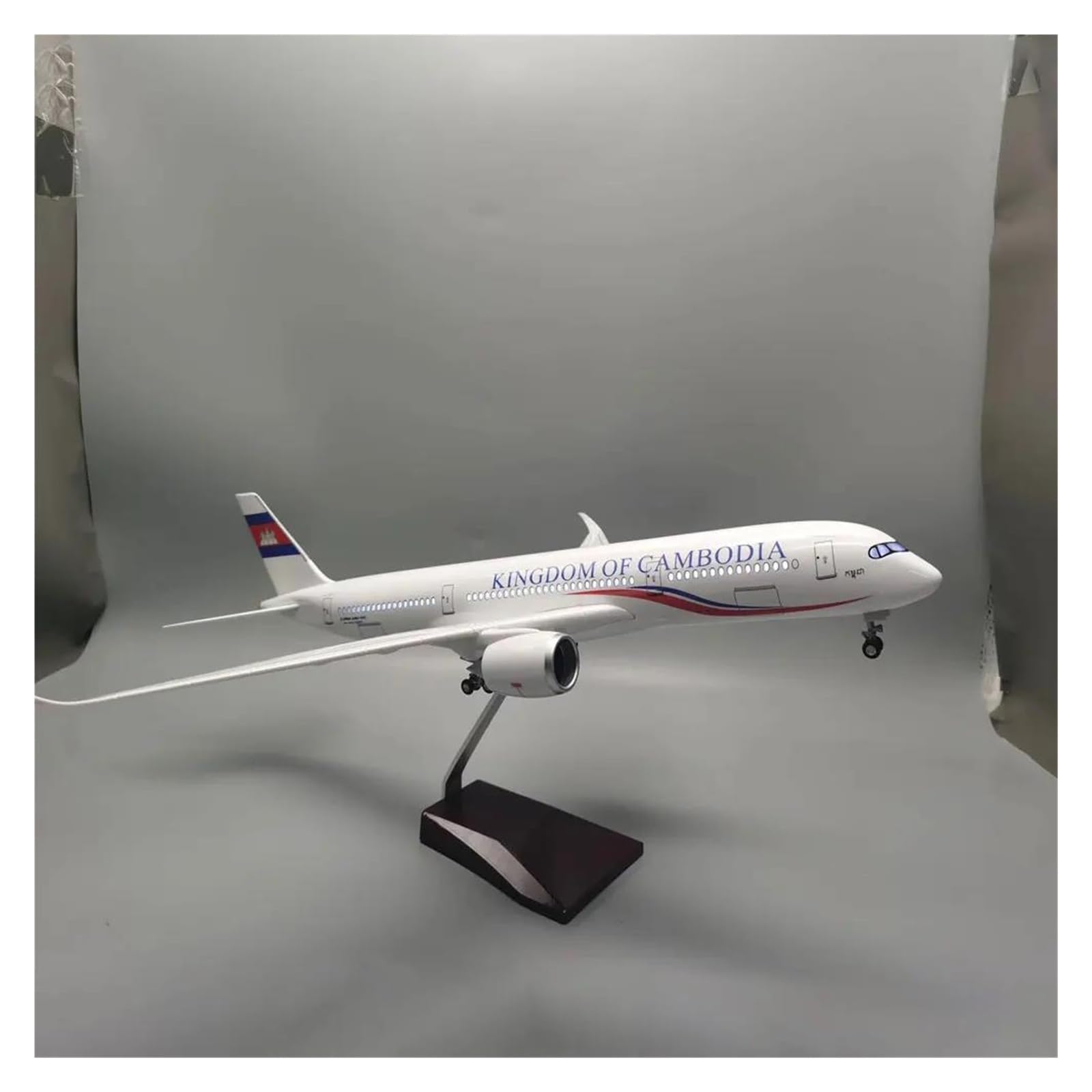 Scala per Aerei in Metallo pressofuso 47 cm per cambogiano per Kit di Costruzione di modellini di Aerei DieCast A350 con aeroplani Leggeri per Decorazioni per Hobby per Raccolta ed Esposizione (Senza