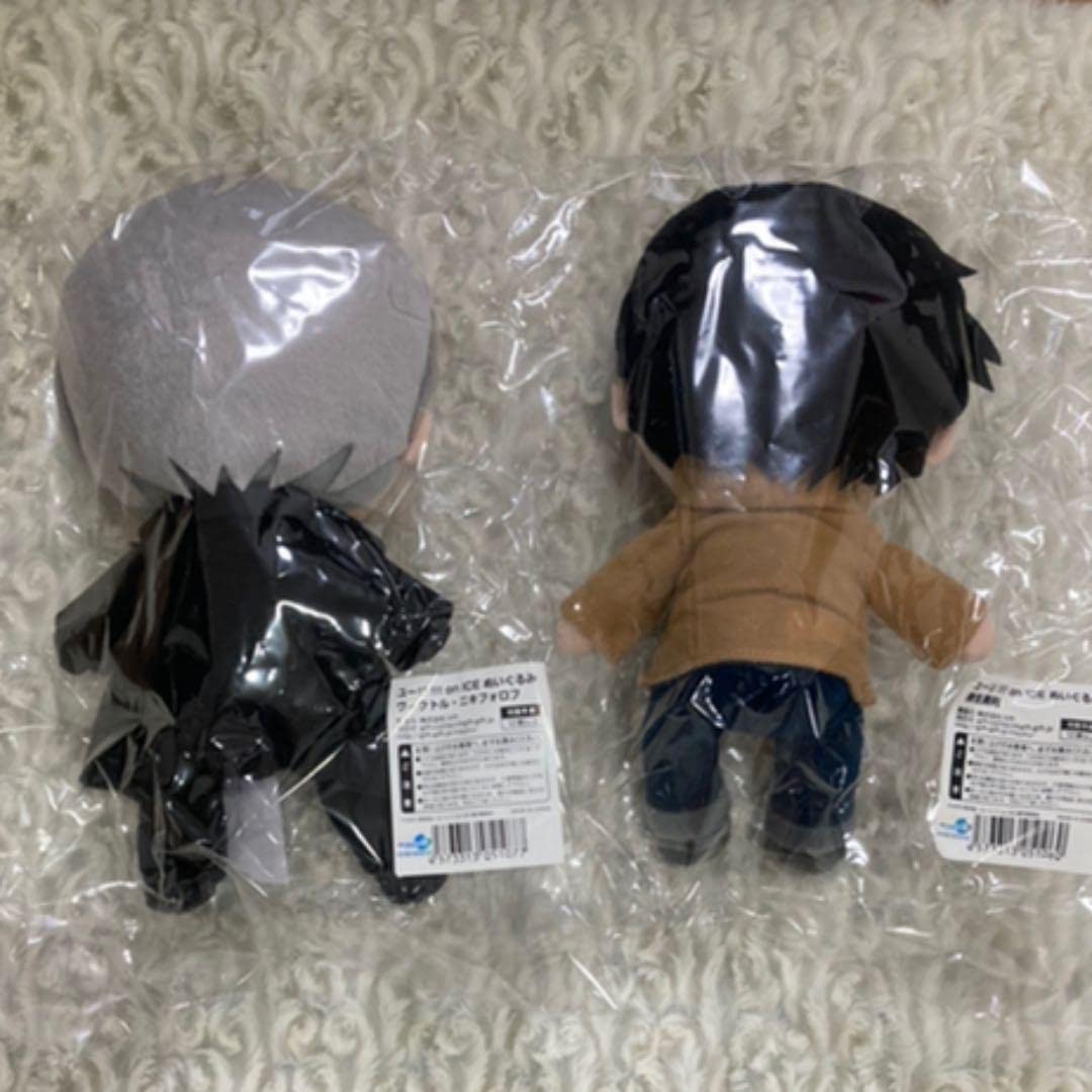 ユーリ！！！onICE サンリオコラボ ぬいぐるみ　ヴィクトル　勝生勇利 ユーリ!!! on ICE ぬいぐるみ 勝生勇利 | グッズメーカーGift