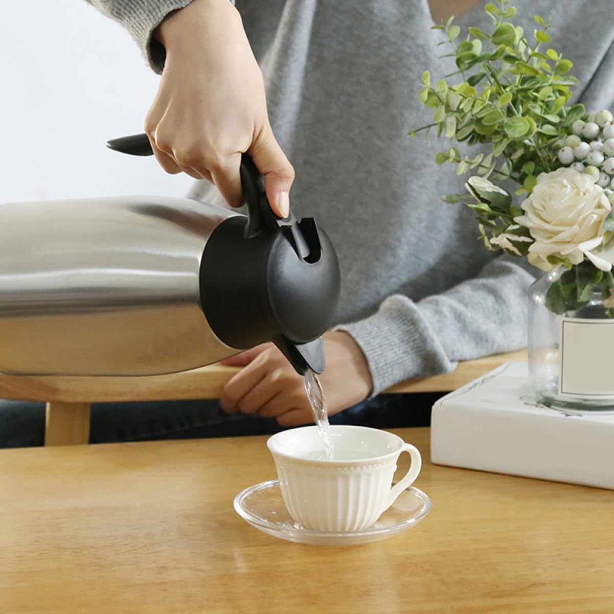 Stainless Steel Insulated Water Kettle Thermal Carafe with Handle Double Wall Vacuum Design for Hot Water Coffee for Home Office and Restaurants