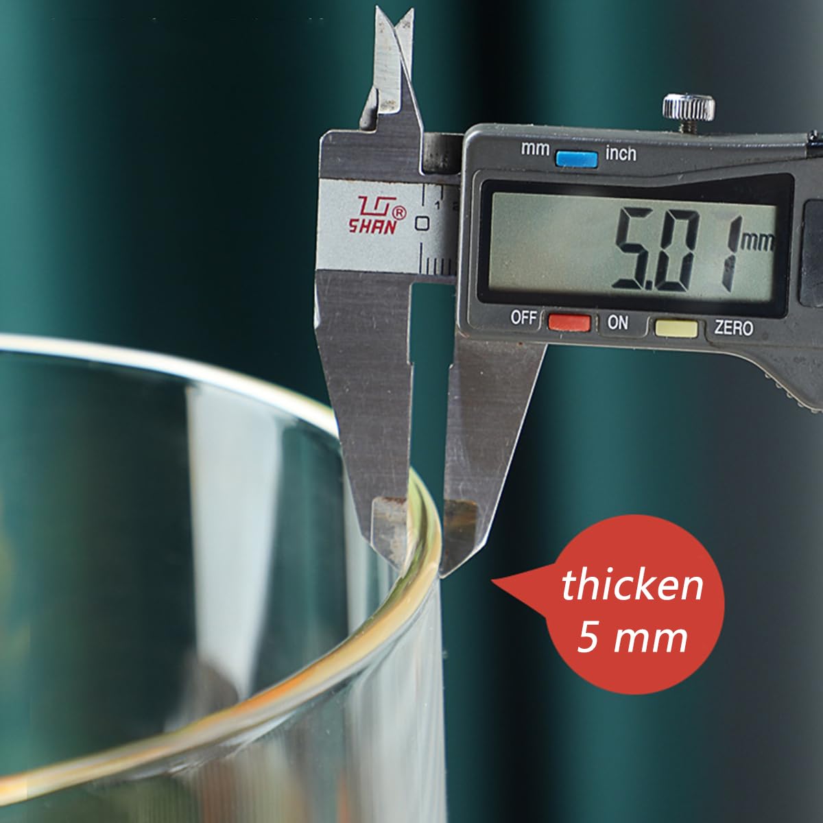 Dispenser per bevande con rubinetto e supporto in legno, bottiglia di succo in vetro per feste, dispenser per bevande con supporto, elegante e funzionale