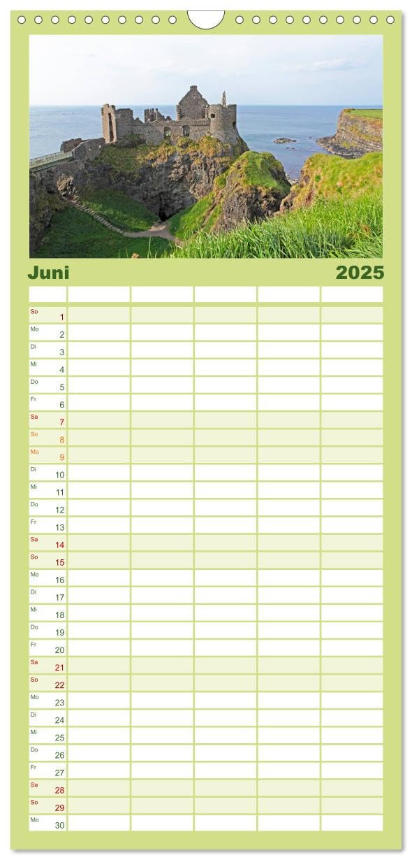 Familienplaner 2025 - Traumhaftes Irland mit 5 Spalten (Wandkalender, 21 cm x 45 cm), CALVENDO: Dublin, Belfast, atemberaubende Landschaften und ... der Grünen Insel Irland. (CALVENDO Orte)