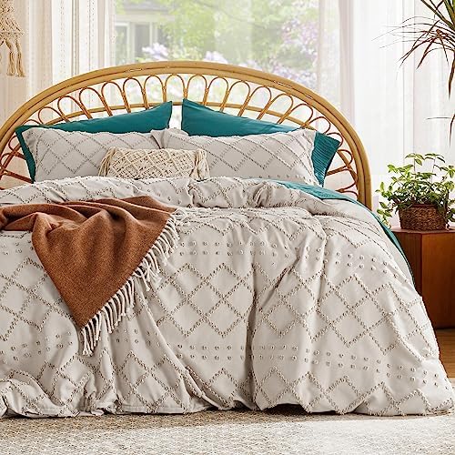 Bedsure Boho Duvet Cover King Size - Boho Bedding, Tufted King Duvet Cover for All Seasons, 3 Pieces Embroidery Shabby Chic Home Bedding,Comforter Not Included (Beige, 104" x 90")
