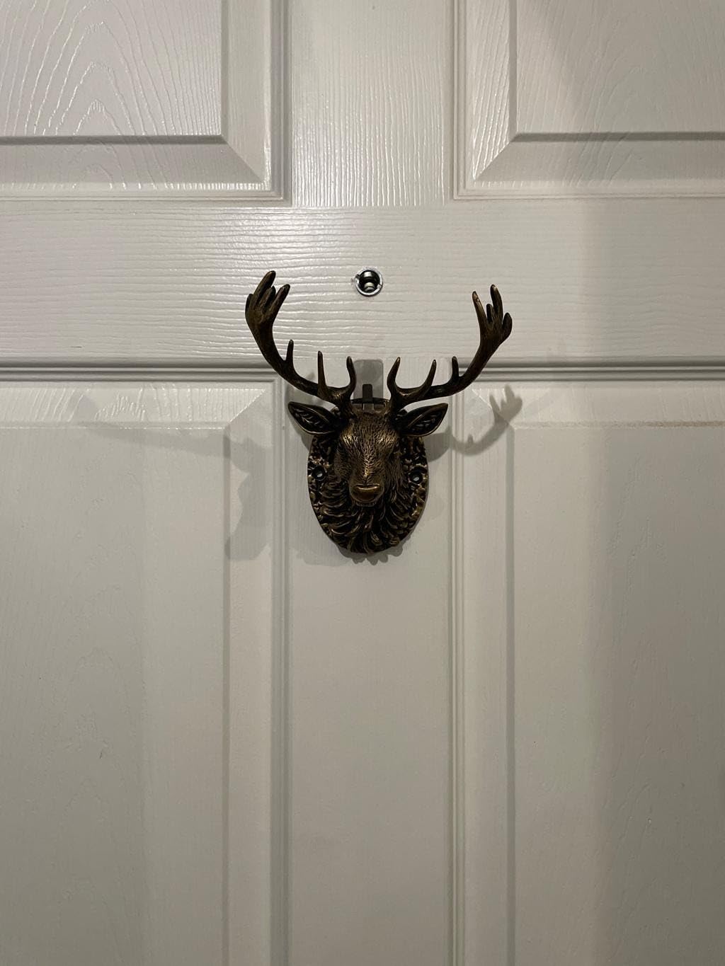 Highland Stag Door Knocker for Front Door | Polished Solid Brass Knockers Strike Plate | Composite | Front Door Furniture Brass bee