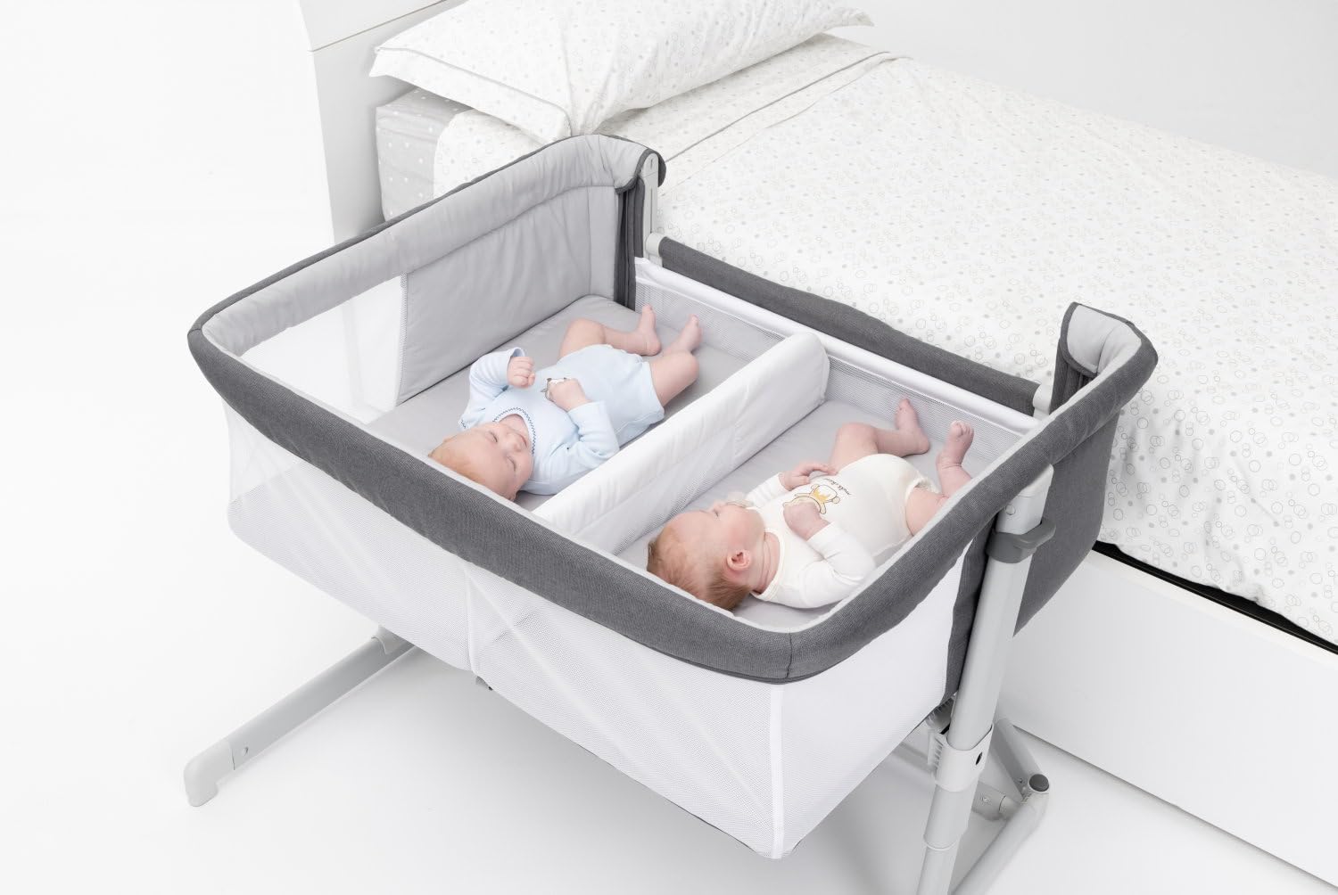 Chicco Next2Me Essential Berceau Cododo - Hauteur Réglable - Inclinable - Filet Aéré - Matelas Inclus - Blanc