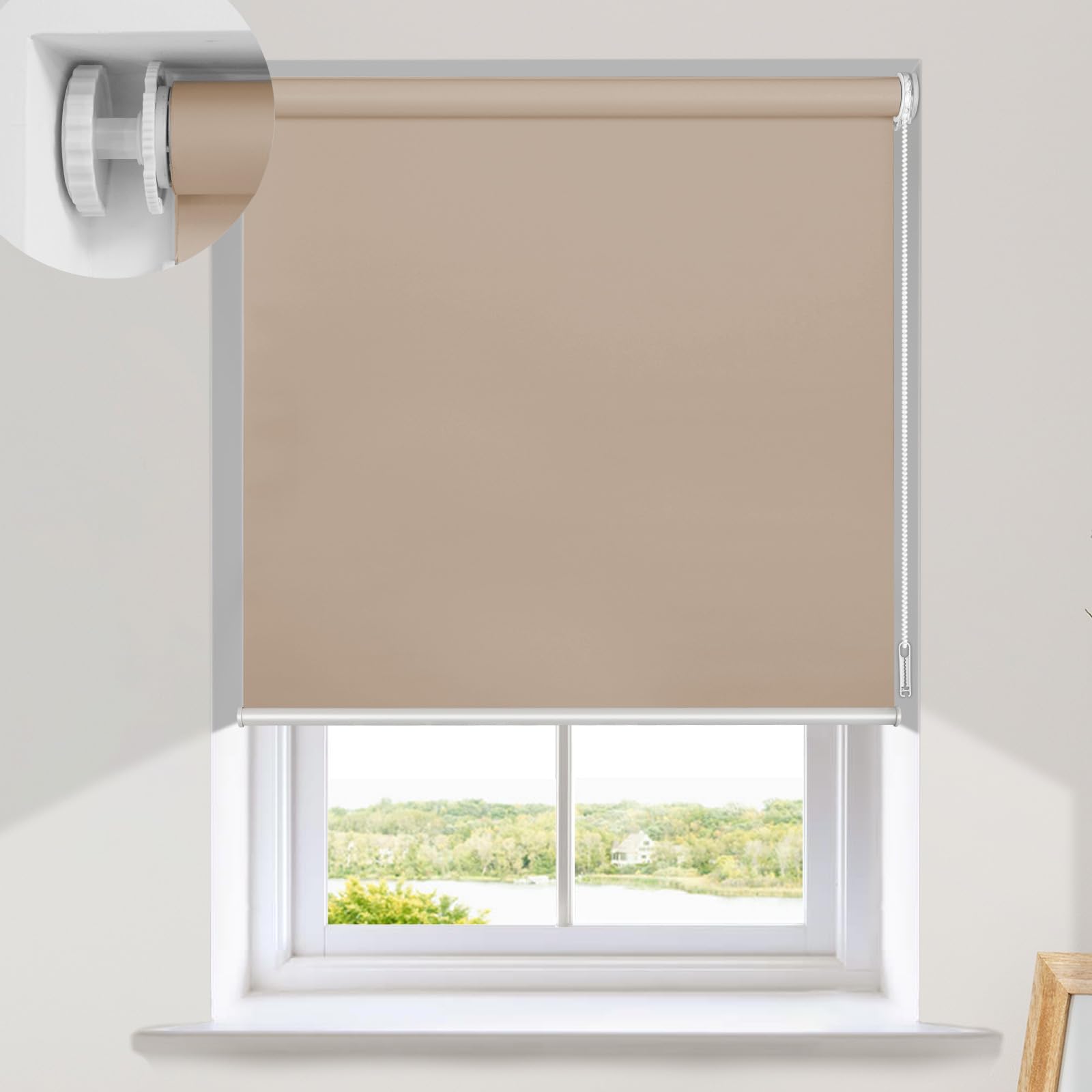 【新品未使用】ロールスクリーン　遮光タイプ つっぱり ベージュ　茶色　カーテン Amazon｜HOMEDEMOロールスクリーン ロールカーテン つっぱり式