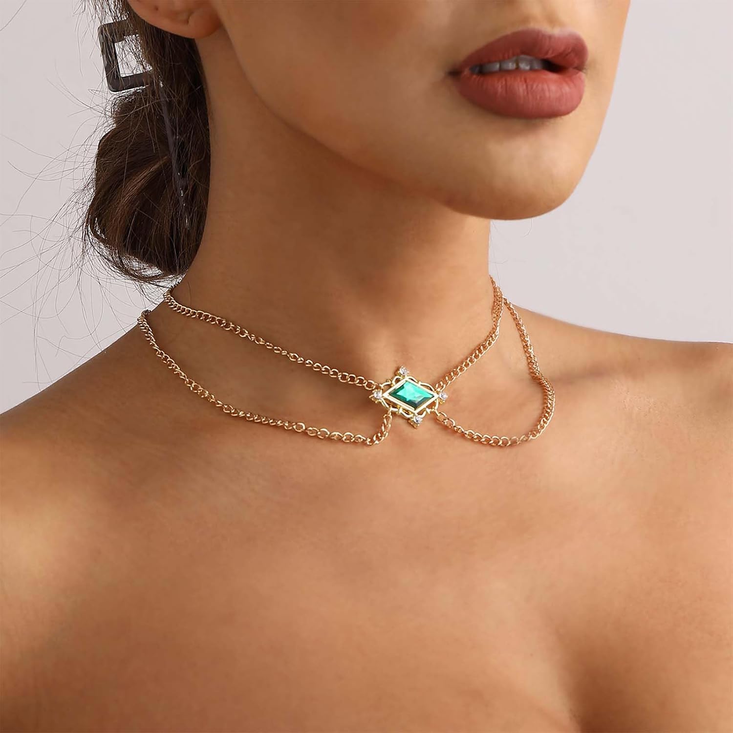 Vintage Layered Emerald Choker Necklace Green Crystal Square Necklace Gold Curb Chain Necklaces Green Cz Pendent Necklaces Chain Tassel Choker Created Emerald Jewelry for Women - Image 7