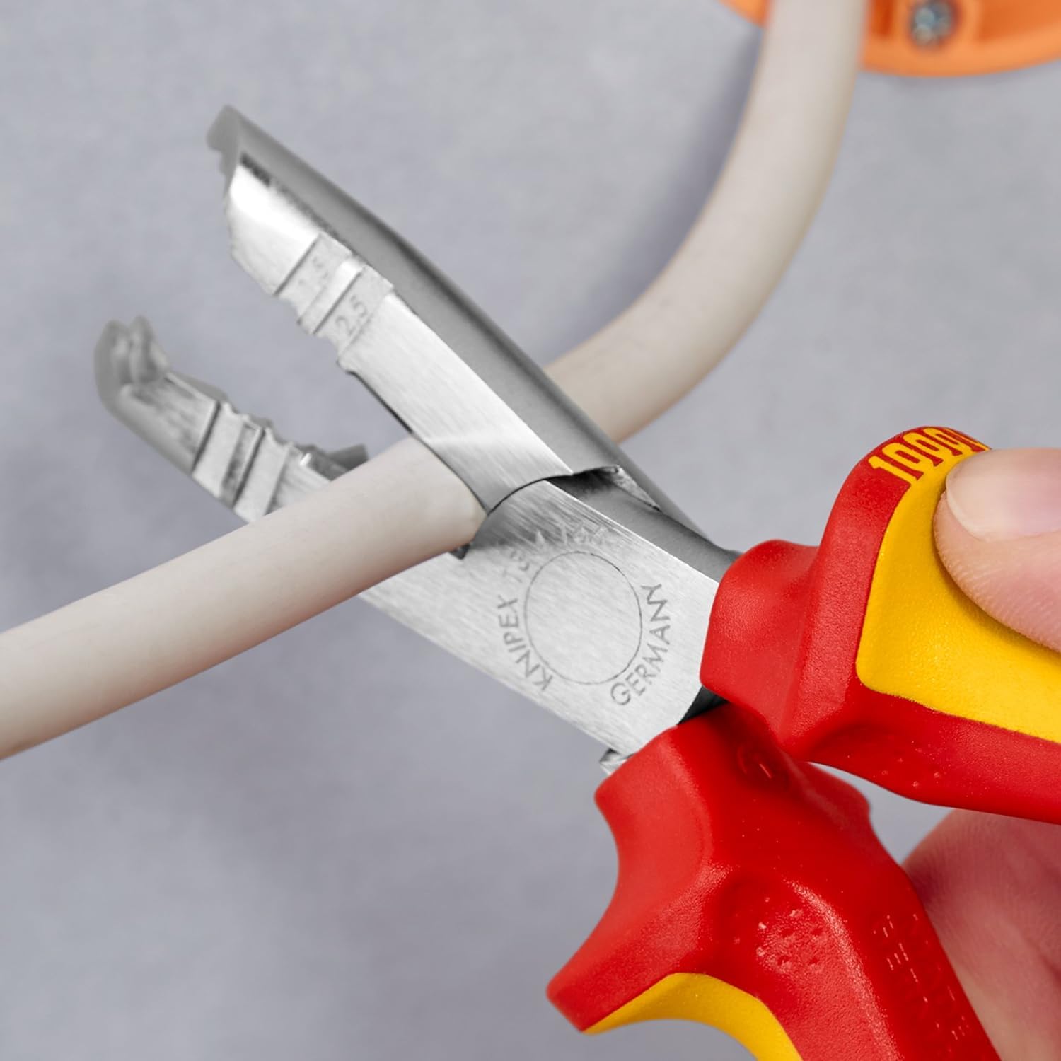 KNIPEX Abmantelungszange isoliert VDE 165 mm 13 46 165