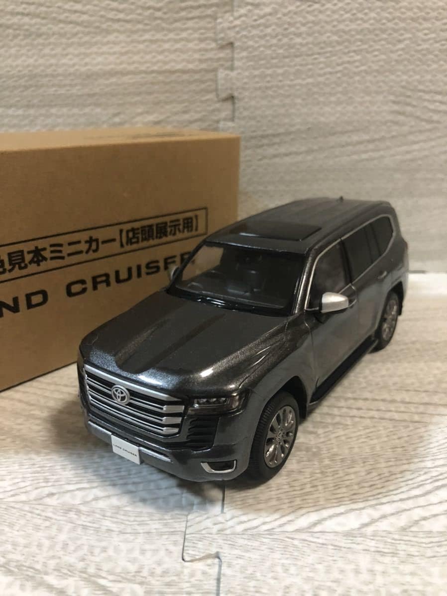 返品送料無料】 ランドクルーザー300 ミニカー 1 30スケール