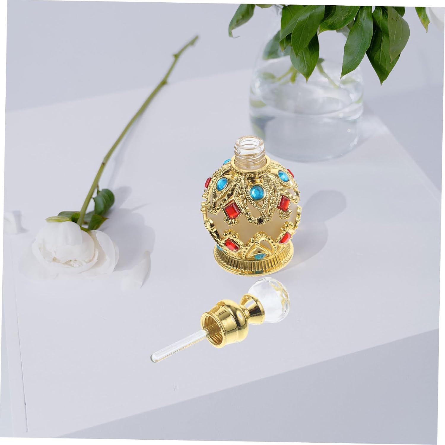 Angoily Travel Size Refillable Perfume Bottles 2 Pack 0.51Oz Crystal Glass Essential Oil Bottles with Golden Alloy Caps for Aromatherapy and Portable Fragrance Storage