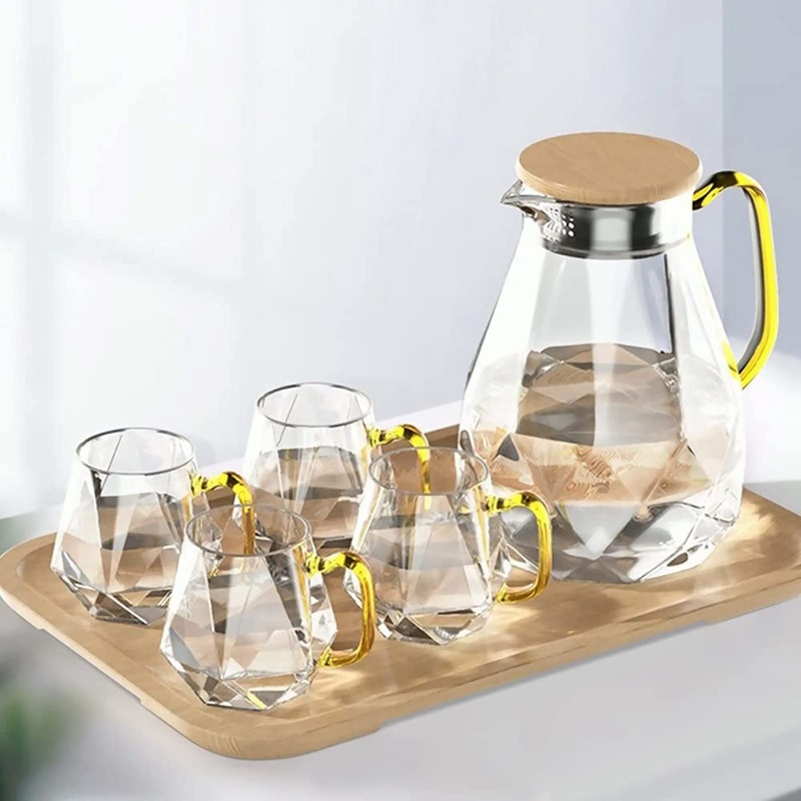 Karaffen Wasser Pigther Hitzebeständige Glaskaraffe mit Deckel mit 4 Tassen Wasserkanne in moderner Diamantdesigndekoration for das Wohnzimmer Wasserkaraffe