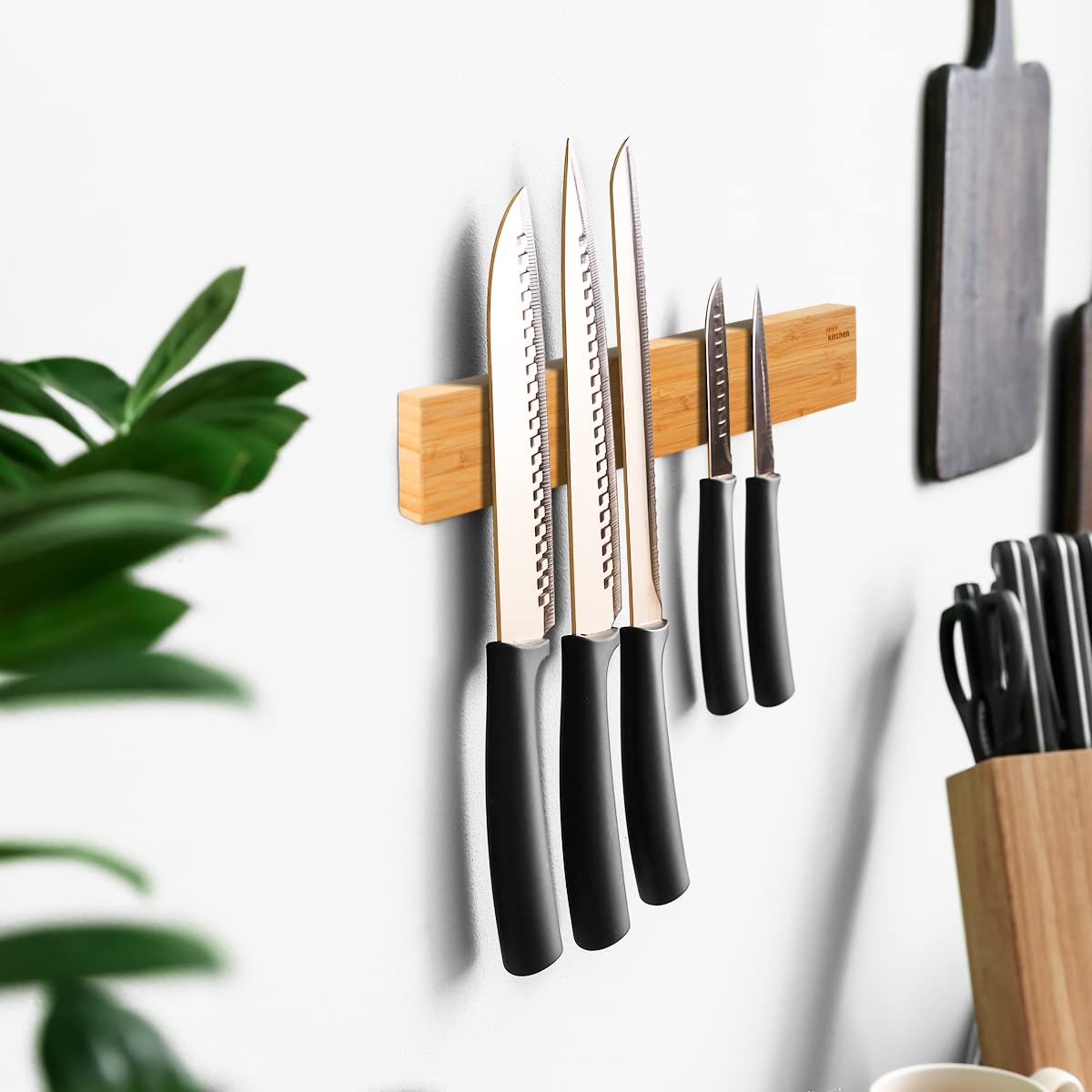 Joeji's Kitchen Barra Imantada para Cuchillos 40 cm - Madera de Bambú Ecológico - Iman Cuchillos Sujeta de Cocina - Barra Magnetica para Utensilios y Herramientas