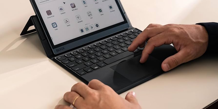 電子書籍リーダー本体 BOOX Tab Ultra C Pro pebble keys 2