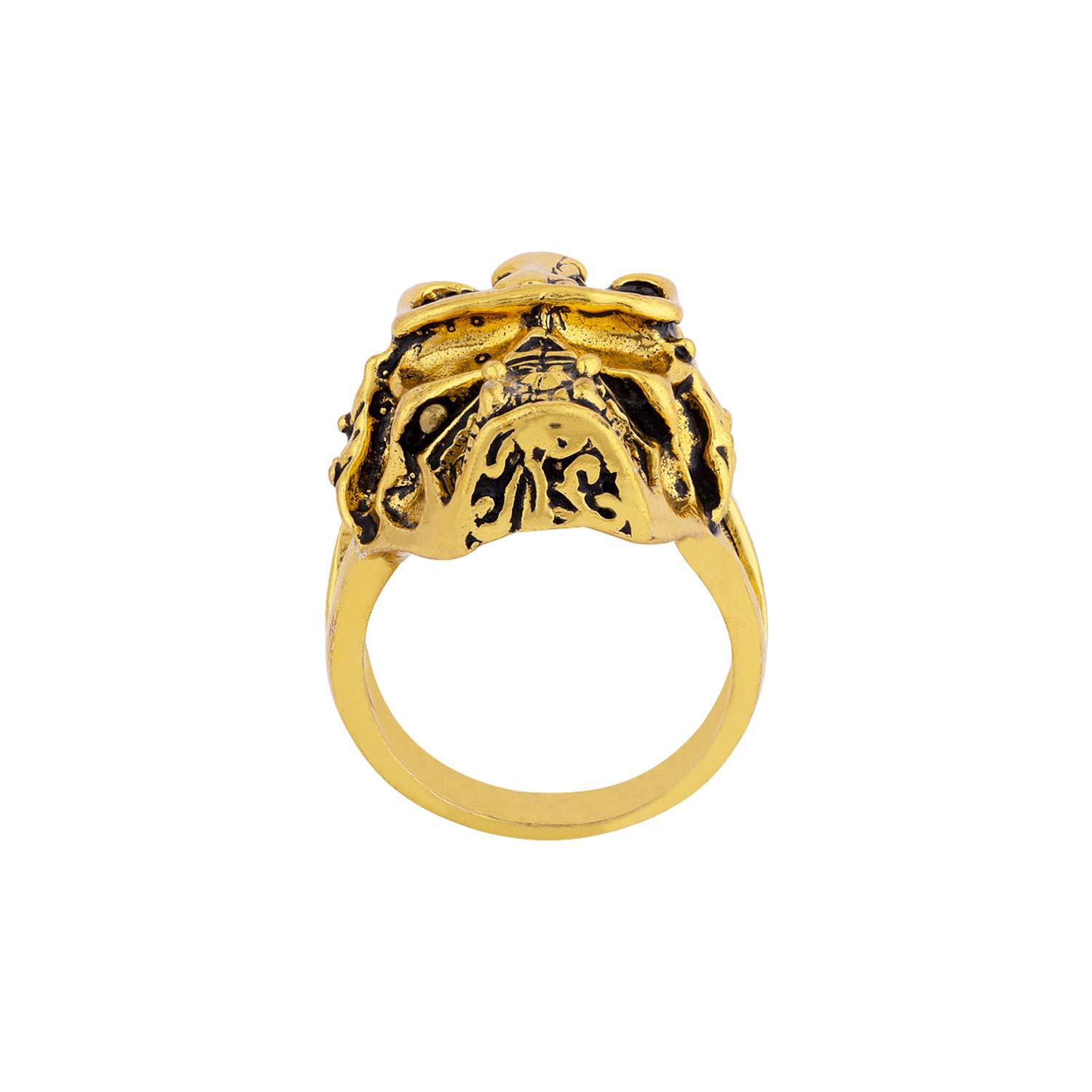 Elegant Gold Ring with Engraved Pattern