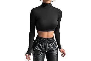 Women's Cropped Black Turtleneck: Effortless Style with Modern Edge