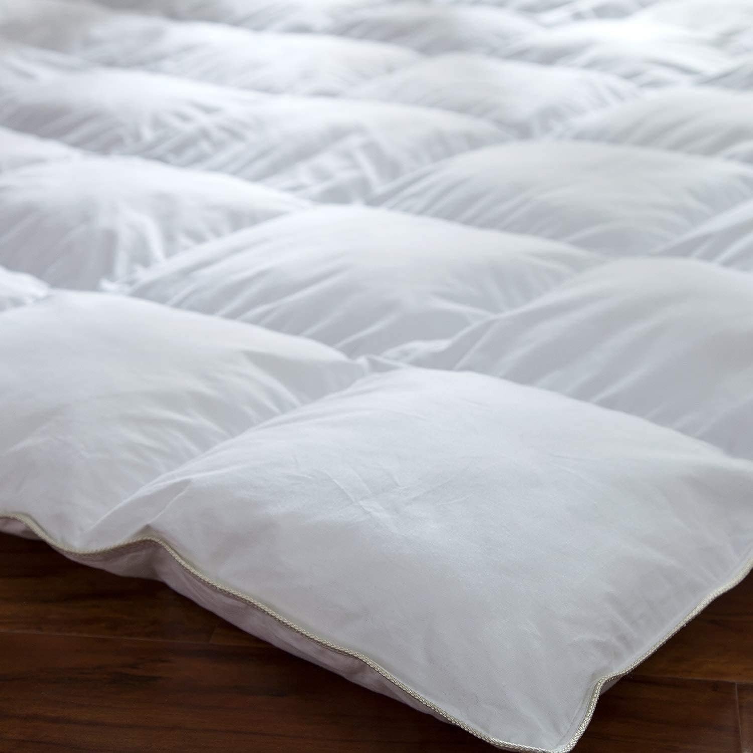 Luxurious 300 Thread Count Full Down Comforter 300TC, White 300 TC