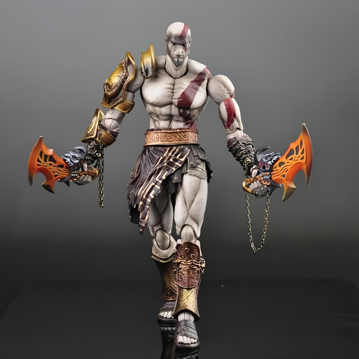 GOD OF WAR III Kratos フィギュア s-l400.jpg