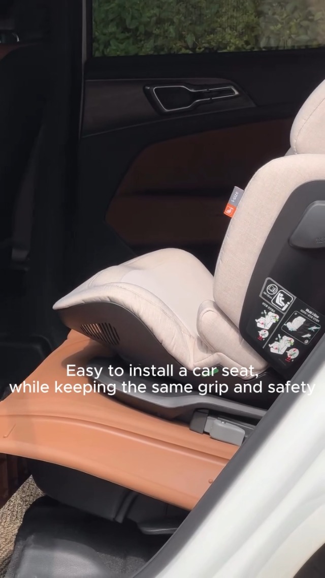 Smartpeas Car Seat Protector For Children - Children Seat Pad - Black - Non-Slip, Easy To Clean And Safe &ndash; Suitable For Isofix Free