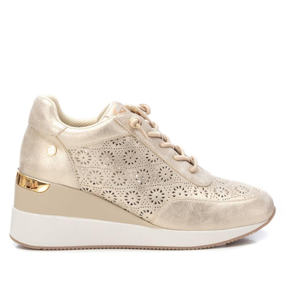 XTI - Zapatilla Mujer - Calzado Cómodo y Versátil - Moda Casual