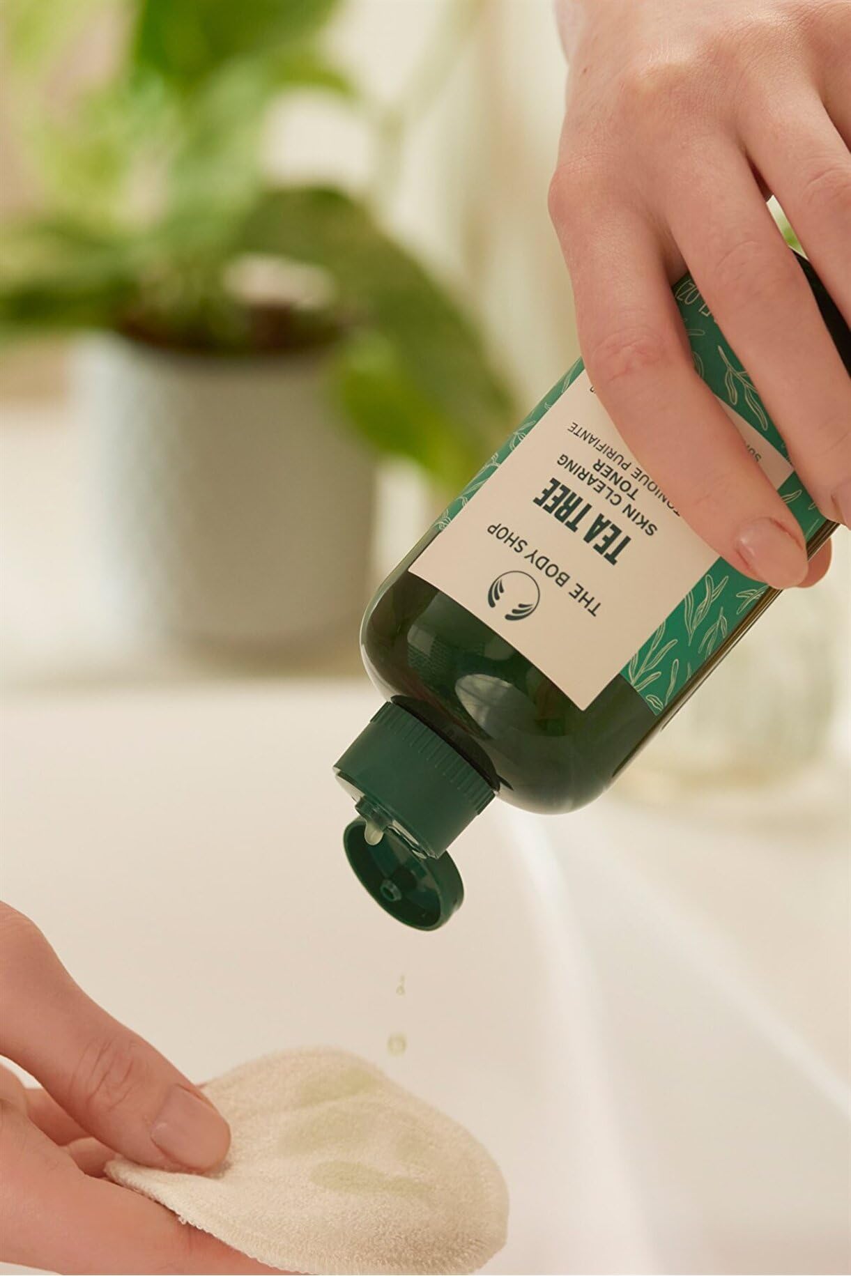 The Body Shop Çay Ağacı Yüz Toniği 250 ml 5028197302351