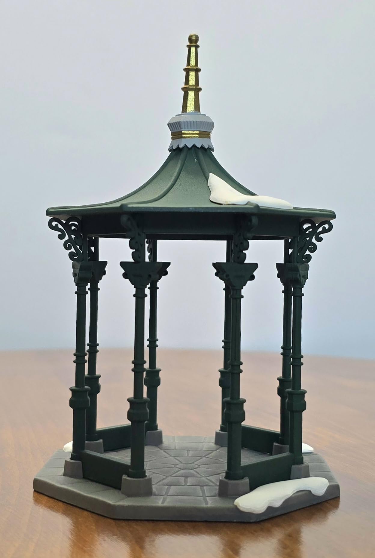 Amazon.com: Department 56 Heritage Village Collection ; Christmas