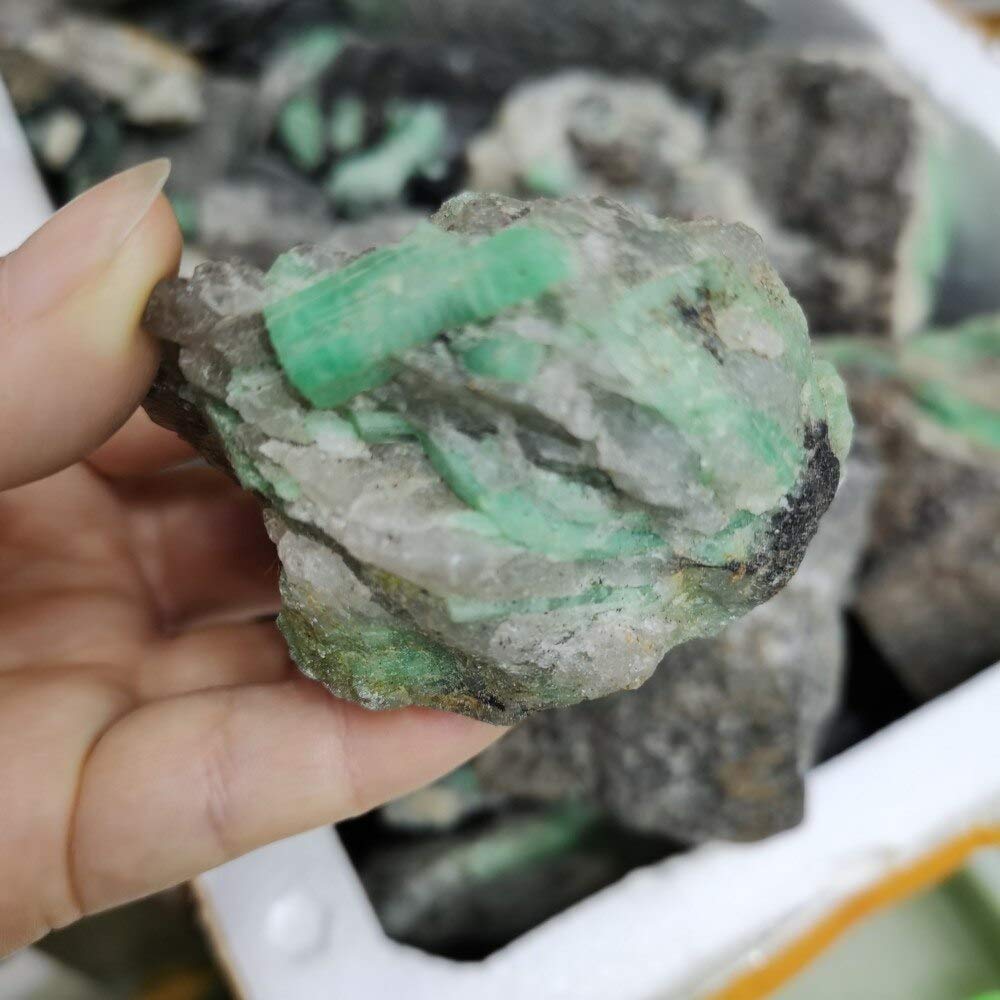 FFIME 1pcs Natural Emerald Rough Stones Quartz Crystal Specimen Stone Crafts Home Decor 100g - (Size: About 100g)