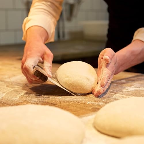 Miniatura 3 de Soro Essentials - Juego de 2 raspadores de masa de acero inoxidable de 7 pulgadas con mango de madera para pan, pizza, raspador de masa, picador