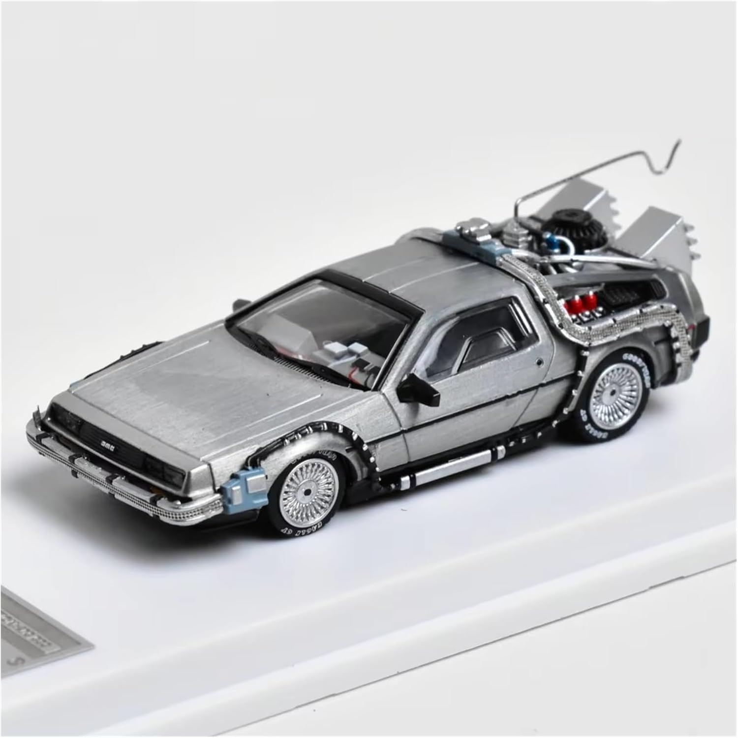 1/64 for Delorean DMC 12 Diecast Model Car(with Box)
