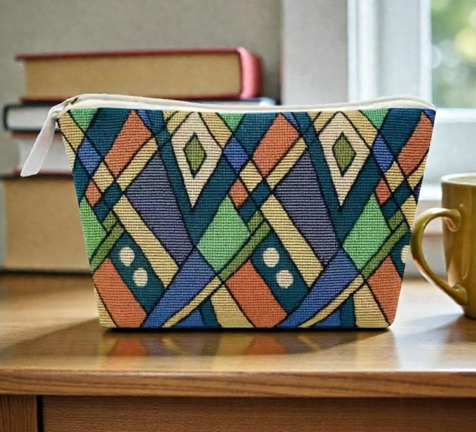 Stylish Women Makeup Pouch | Travel Cosmetic Organizer Bag for Girls | Waterproof Canvas Vanity Kit for Daily Use-image-41