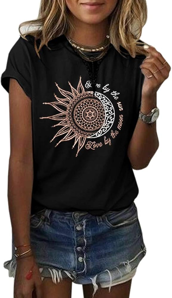Sun and moon graphic tee Outlet