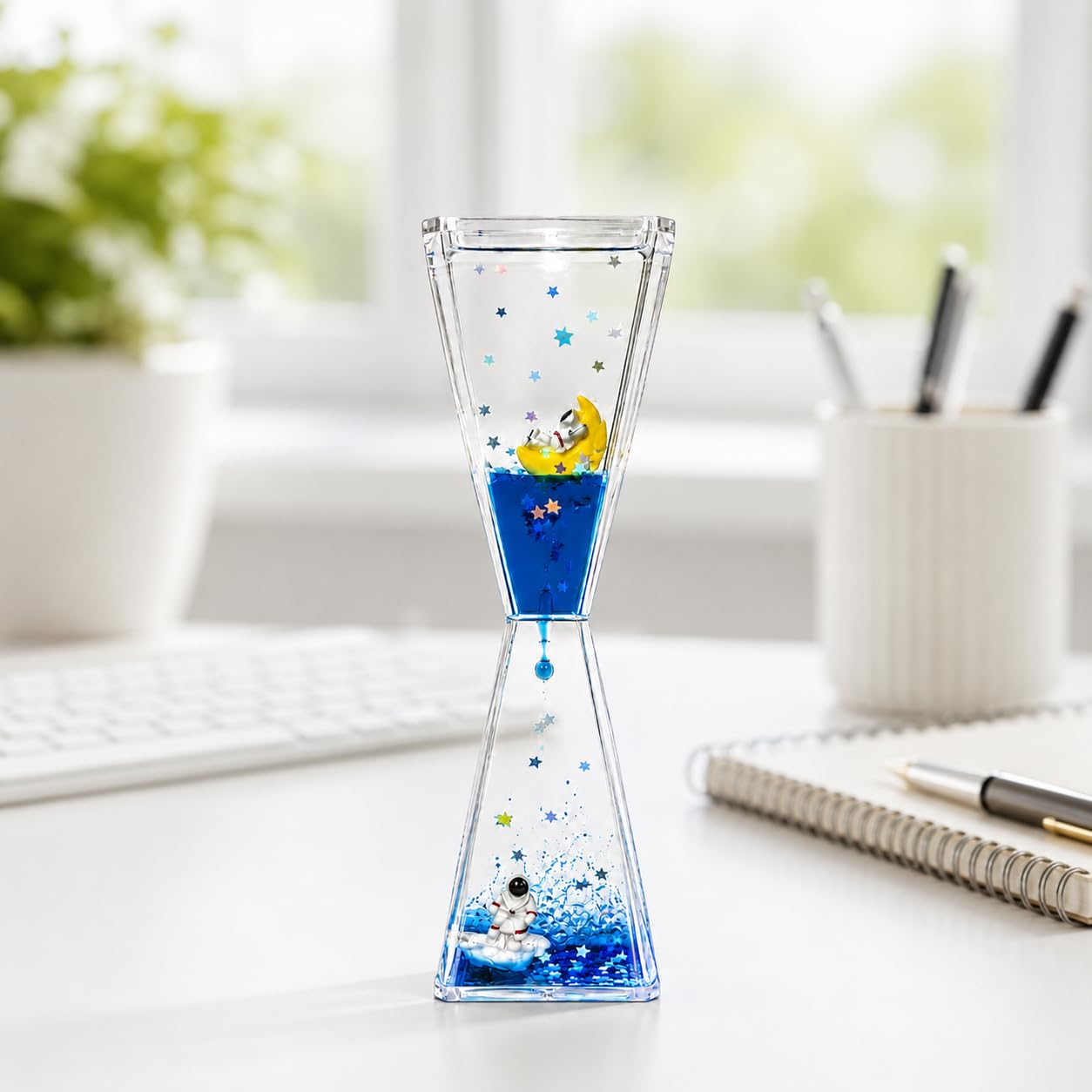 Astronaut Liquid Motion Timer Sensory Bubble Desk Paperwight with Floating Moon & Glitter Stars Stress Relief Desk Toy Office Desk Decor Study Table Decoration Unique Gift for Kids & Adults-image-6