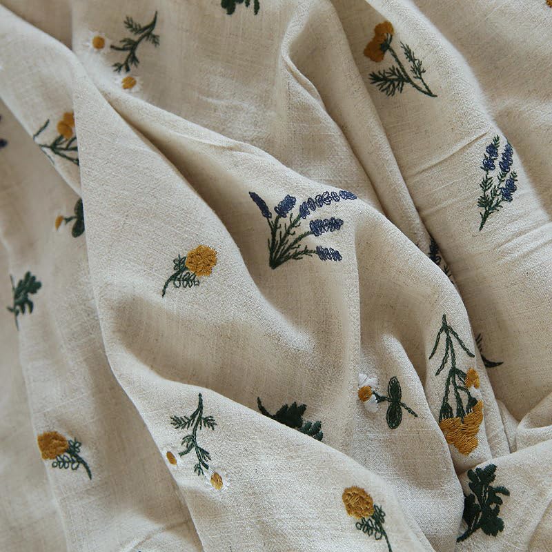 Tissus Couture Tissu Vintage en coton et lin brodé de fleurs, tissu for vêtements robes, bricolage artisanal au mètre