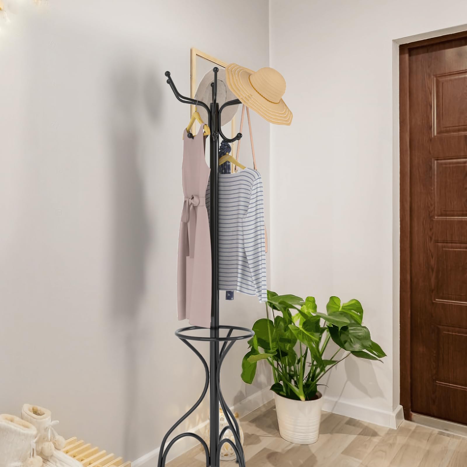 HOMASIS Attaccapanni da Terra in Metallo, Appendiabiti da Terra con 12 Ganci e Portaombrelli, Appendi Abiti, Appendiabiti Salvaspazio per Ingresso, Corridoio, Ufficio, 54 x 190 cm, Nero