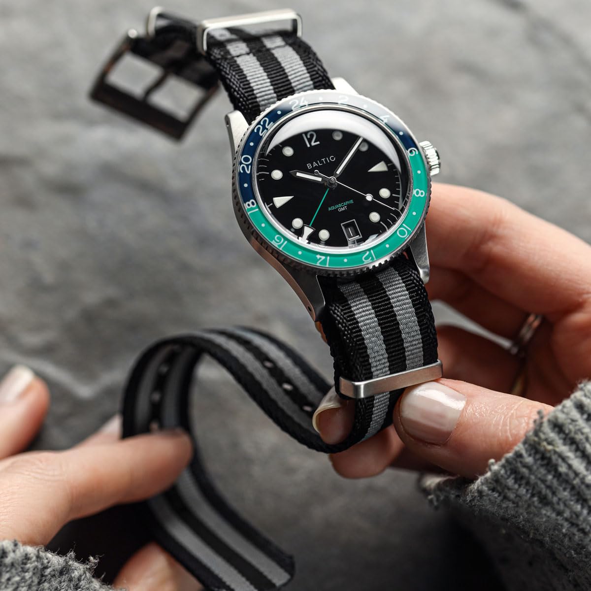 WatchGecko Signature Nylon-Uhrenarmband | Ersatzarmband aus Nylon im Militärstil in Schweizer Qualität – robust, schnell trocknend und sicher für Outdoor-Aktivitäten